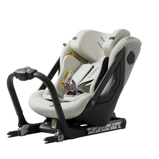 Axkid One 3 – PLUS-testad bilstol upp till 7 år (125 cm)